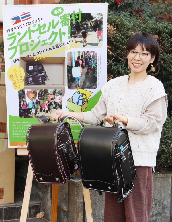 岐阜市PTA様より、２５０個のランドセルを寄付して頂きました。 写真 2