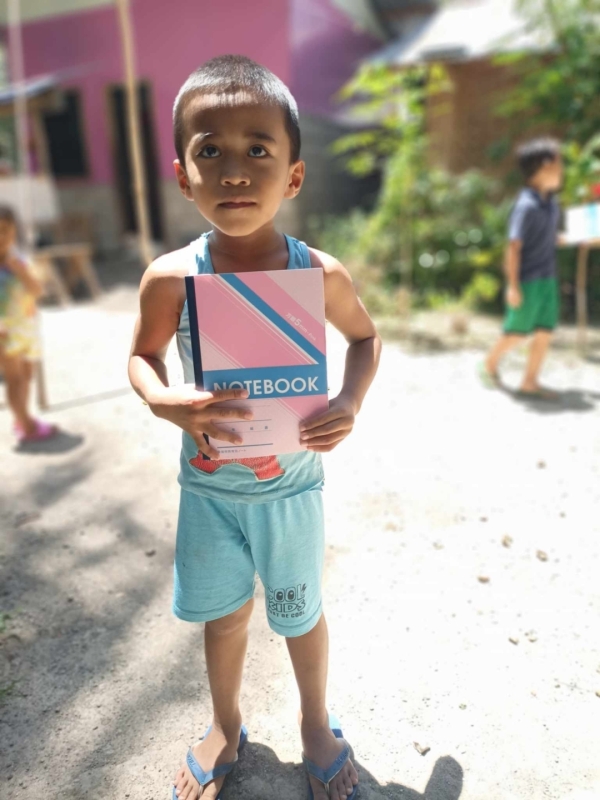 フィリピンからのご報告　その２　文房具 写真 3