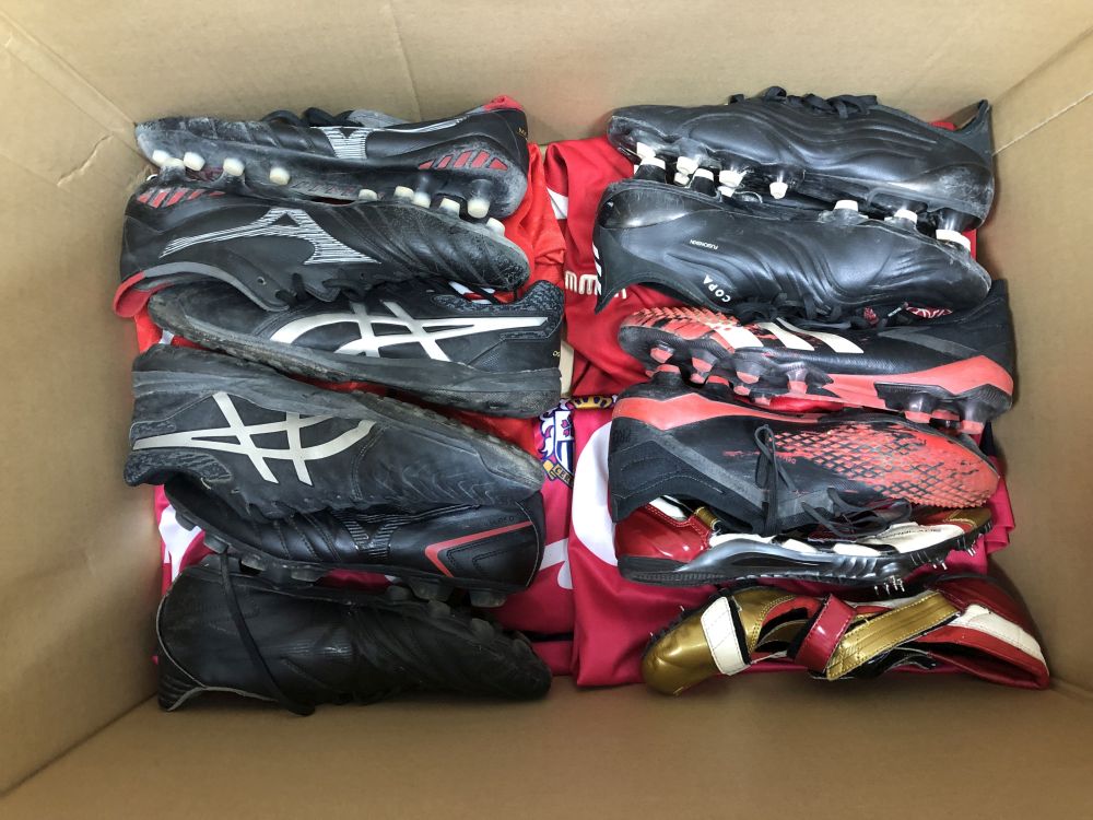 ザンビアに、サッカーシューズを発送しました 写真 1