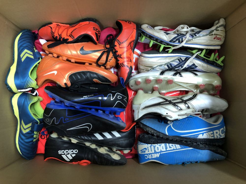 ザンビアに、サッカーシューズを発送しました 写真 2