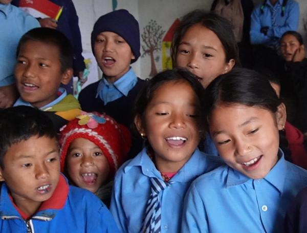 歓迎の歌は、動画でアップさせて頂きますので、ぜひ見てください。