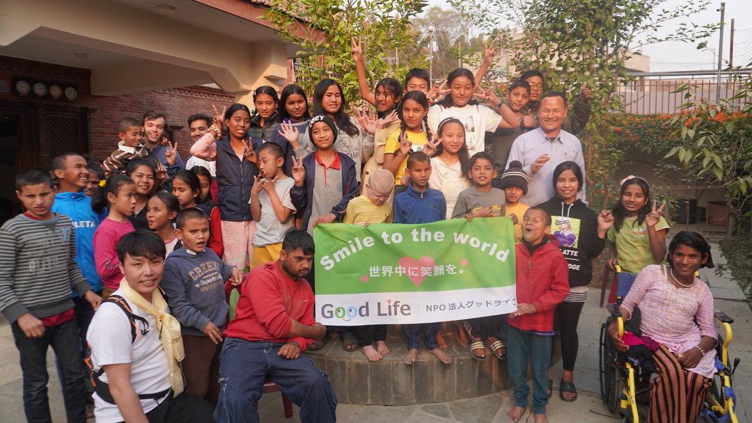 ネパールのカトマンズから晴れた日にはヒマラヤが見えます