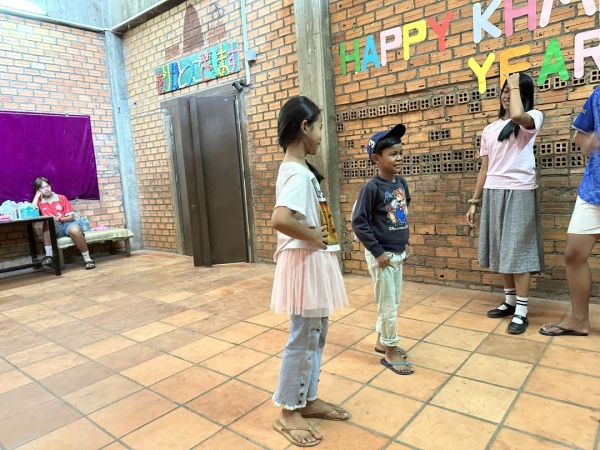 カンボジア　その６　プノンペン広島ハウス その４ ファッションショー 