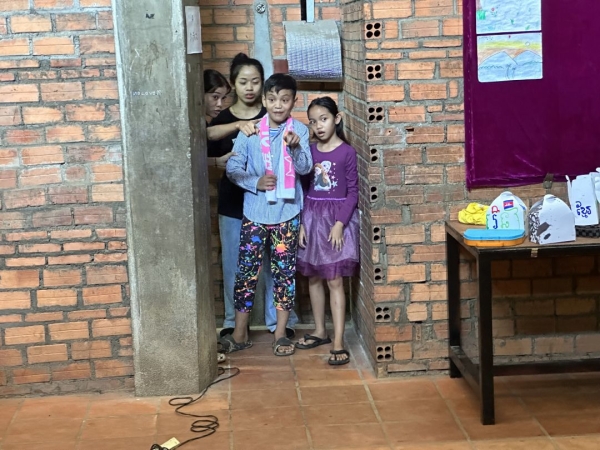 カンボジア　その６　プノンペン広島ハウス その４ ファッションショー 