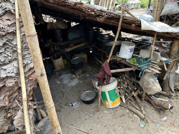 ミャンマーレポート ２ IDPキャンプ 調理場です