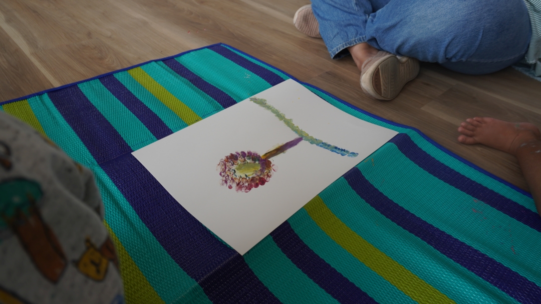 マレーシア子育てラボ お母さんも描いてくれました。すごく上手です