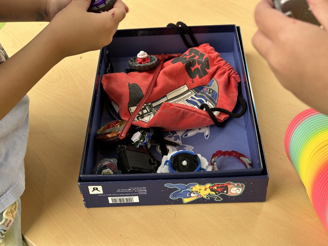 マレーシア子育てラボ　その３　おもちゃの寄付 写真 1