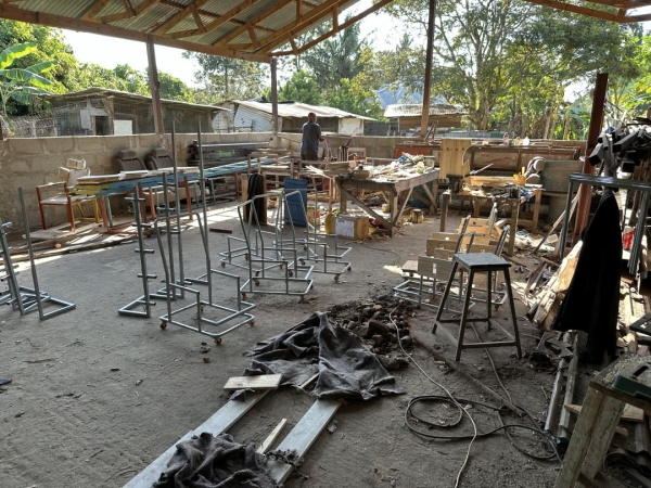 タンザニアの孤児院 サラハウス その６　YWAMの活動について 写真 4