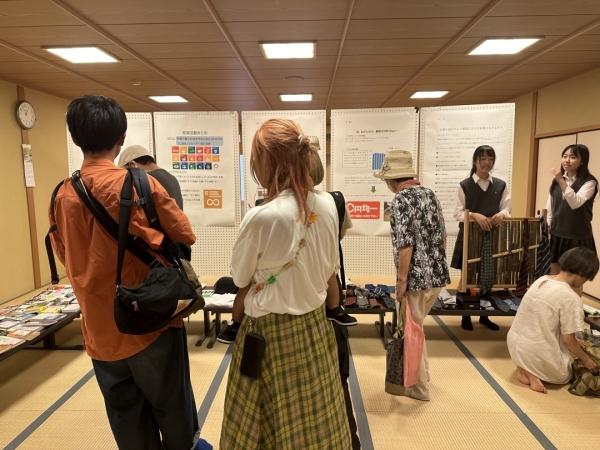 篠山産業高校のゼロ円ショップの来客者