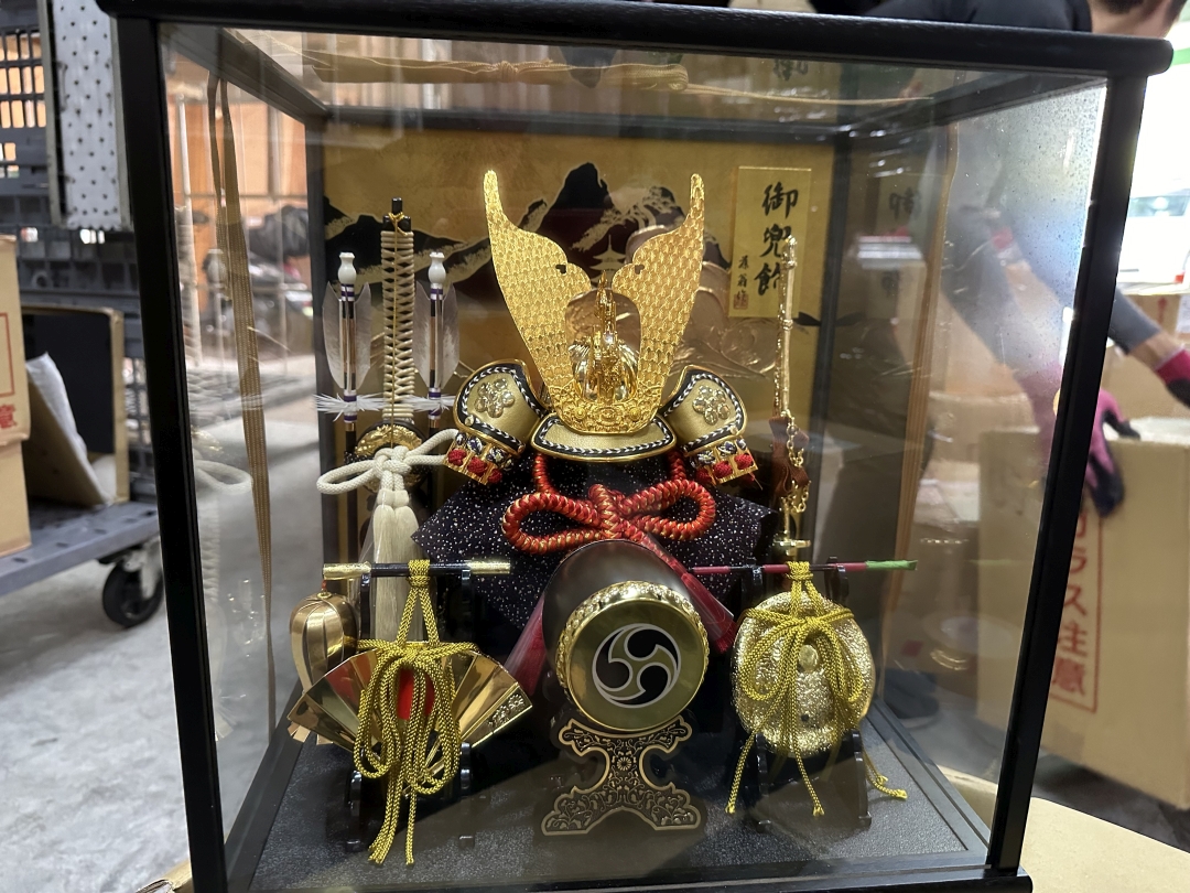 寄付させて頂いた兜です。