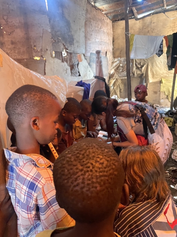 ウガンダのスラムを訪問その２