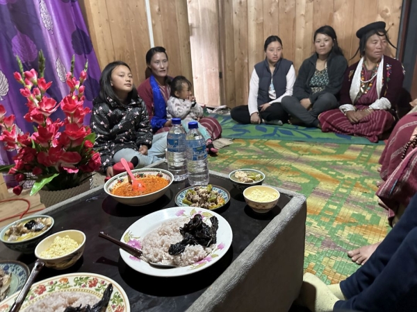 村には親戚が多く、<br class=sp_only>何かあると集まります