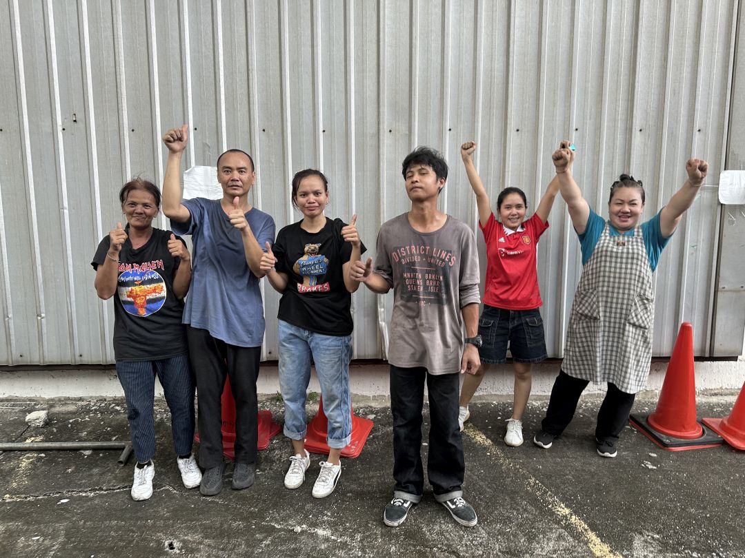 ランドセルの積込メンバーです。お疲れ様でした