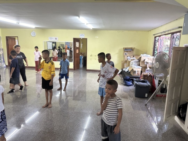  マーシャルアーツクラスの様子です。私服でやっています。