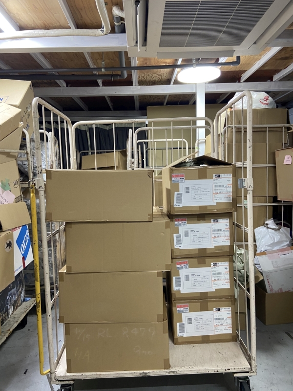 沢山のサンリオの絵本が到着しました。