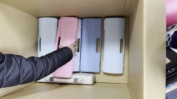 寄付する楽器 ( ピアニカ ) です。