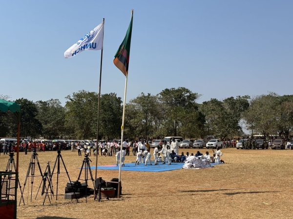 メインとなる会場のど真ん中で、柔道のデモンストレーションが行われました