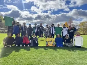 伊賀FCくノ一三重様より、サッカー用品 6箱を、セカンドライフに寄付して頂きました。