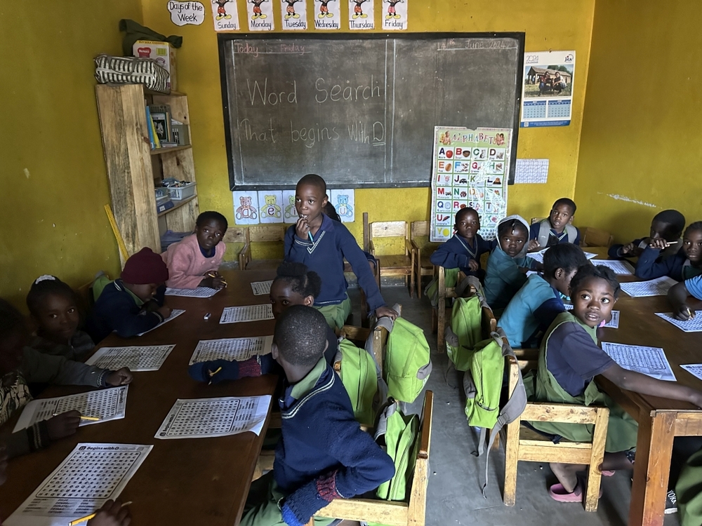 ザンビアの首都ルサカのスラムにある学校