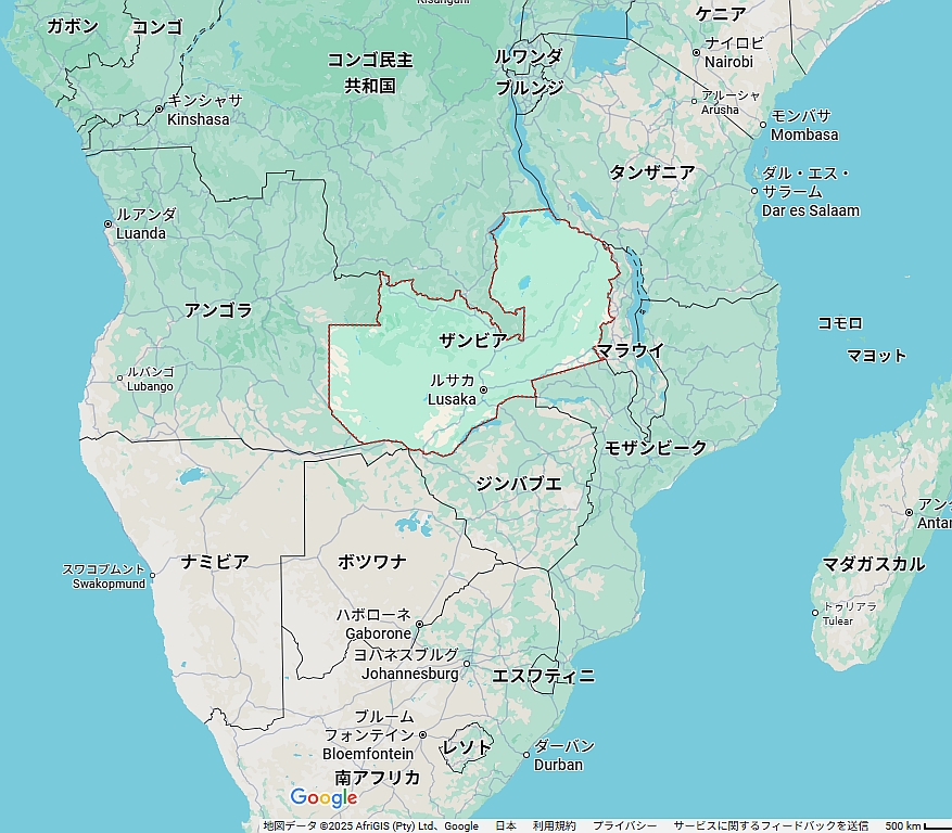 地図：アフリカの南部にあるザンビアの位置