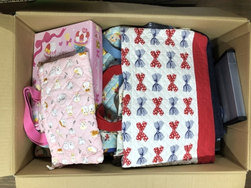 バッグは色々なデザイン・種類があって、可愛いものが沢山あります