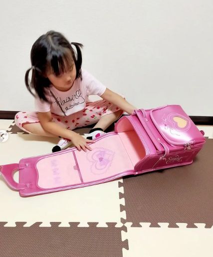 THREE CROWNランドセル ピンク色