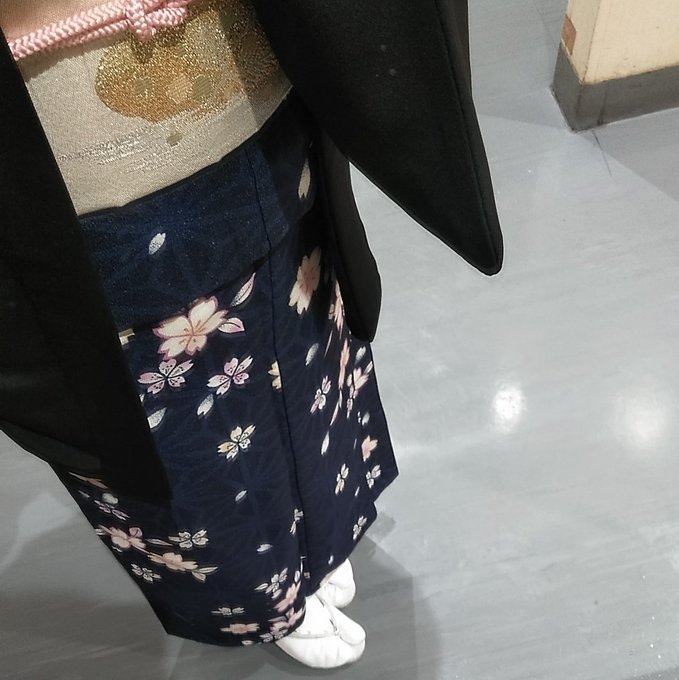 濃紺 花柄のお着物